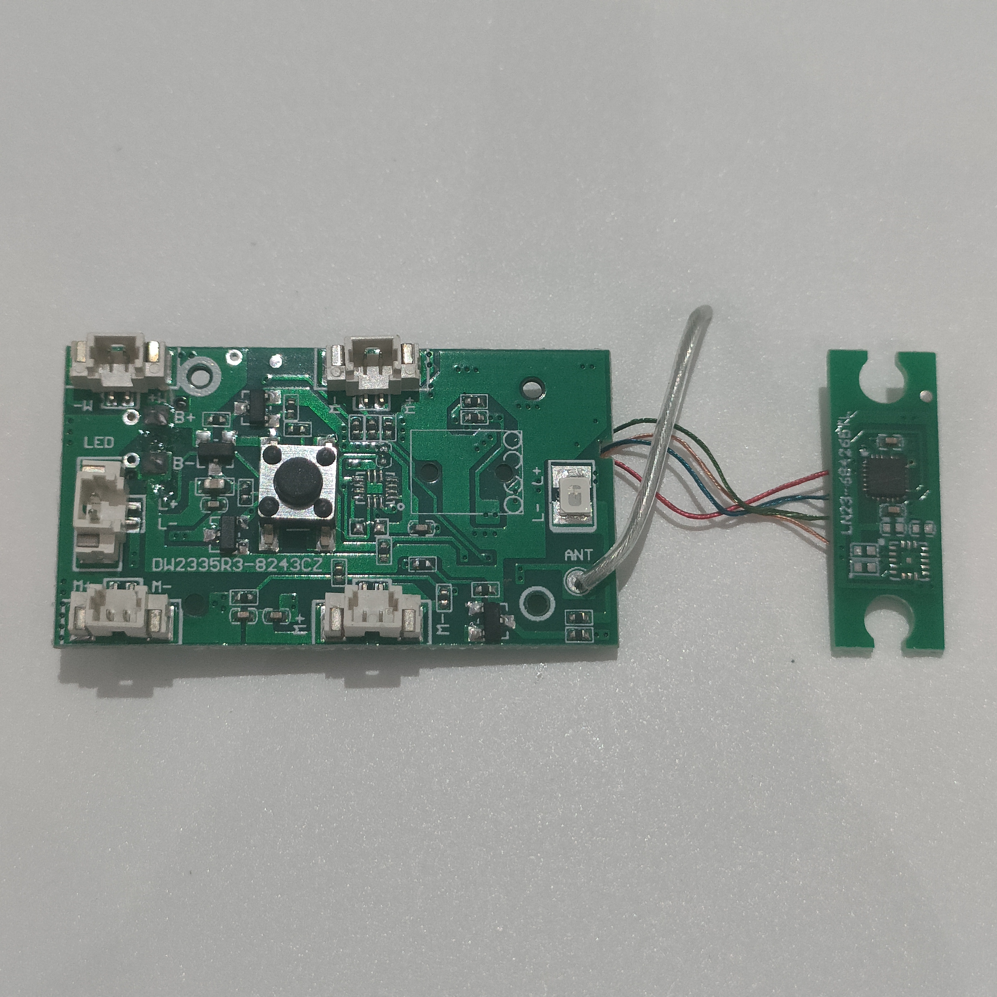 Receiver Board DW2335R3-8243CZ - Drone Rc E99 บทวิจารณ์และราคา